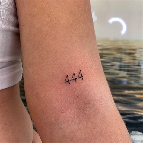 444 hand tattoo|The Meaning and Symbolism of the 444 Tattoo。